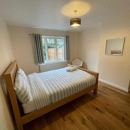Daisy Apartment Whetstone Luaran gambar